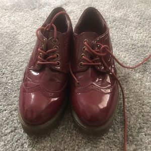 Combat style low tops